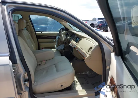 2008 Mercury Grand Marquis Ls z USA, uszkodzony, nr VIN 2MEFM75V38X630232